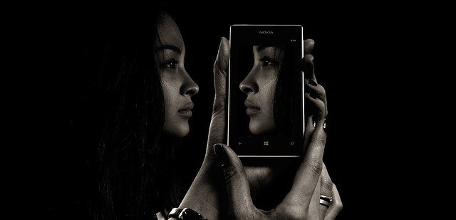 kelebihan dark mode aplikasi tiktok