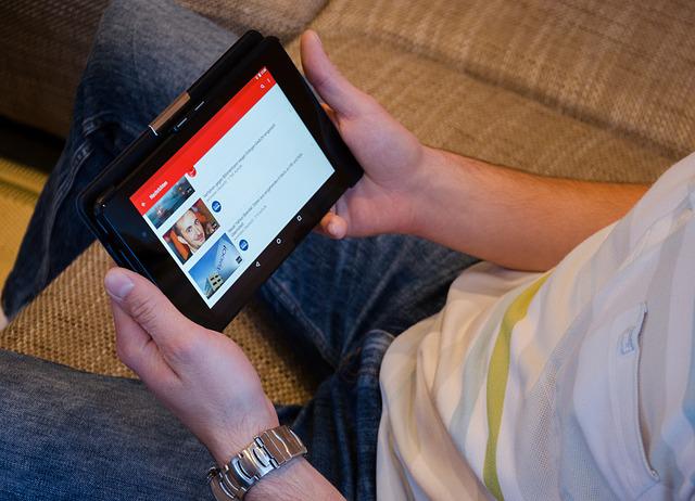 Mendapatkan Uang dari Channel Youtube