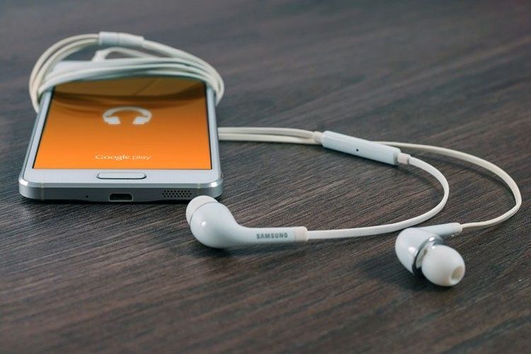 memperbaiki HP Tidak ada suara karena headset atau headphone